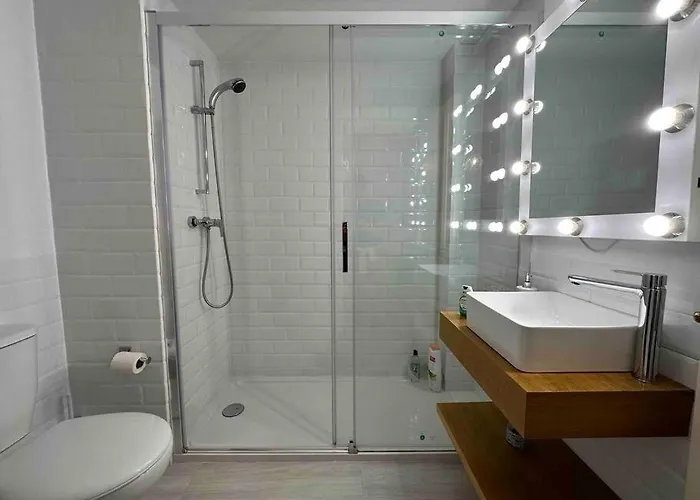 P Sanz 1, 405 By Ybh * Comarca de Vigo